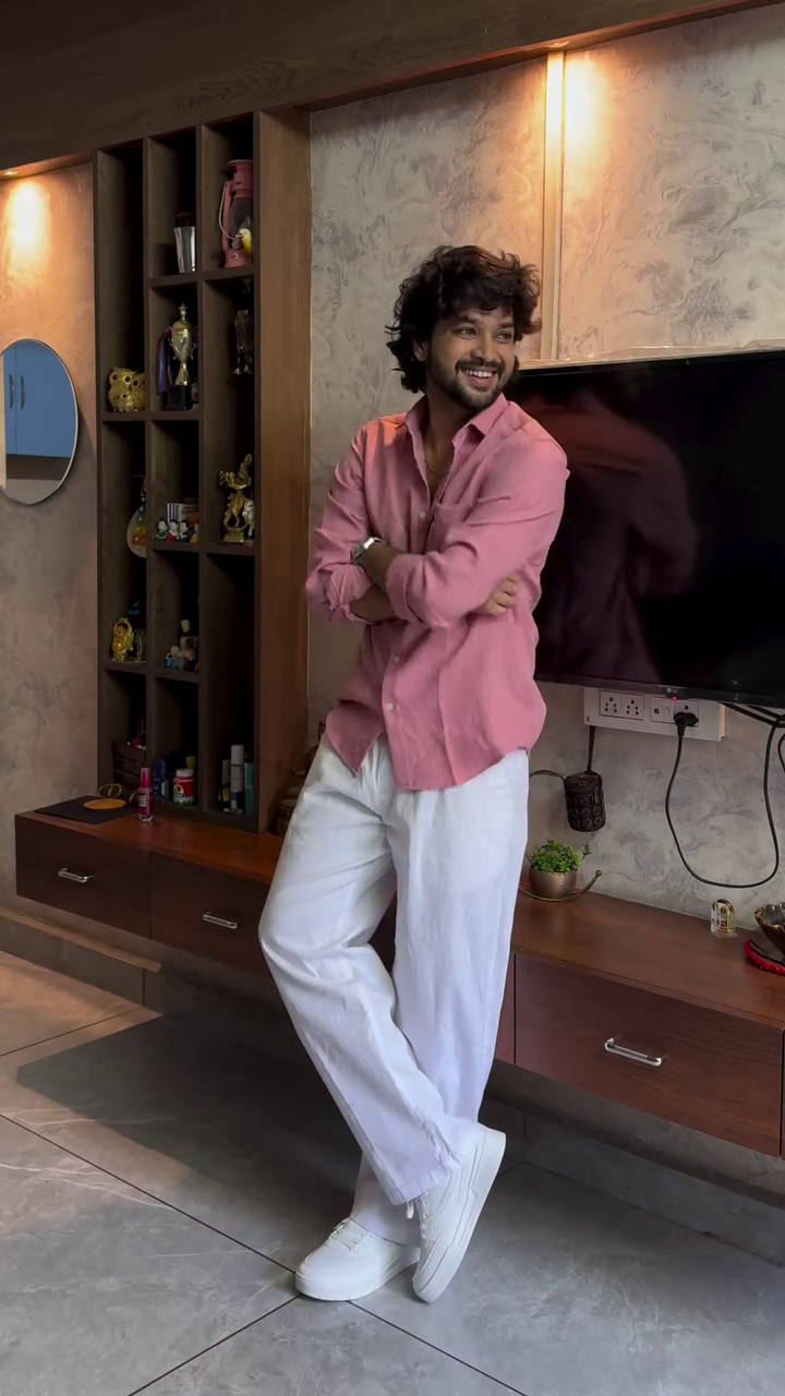 Casual Desi Fusion Look – Relaxed Confidence with Modern Elegance