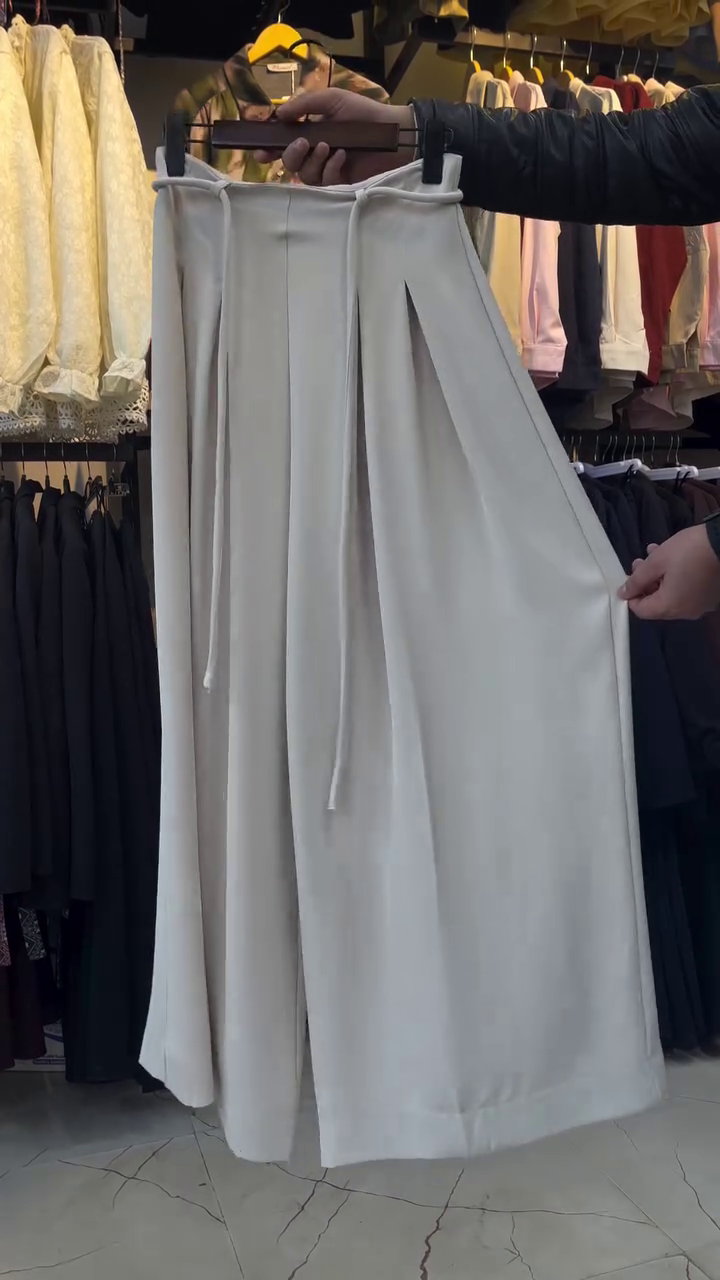 Midnight Blue Pleated Wide-Leg Pants