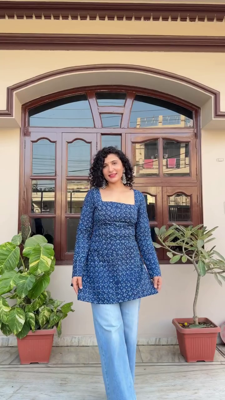 Black Printed Casual Long Sleeve Top