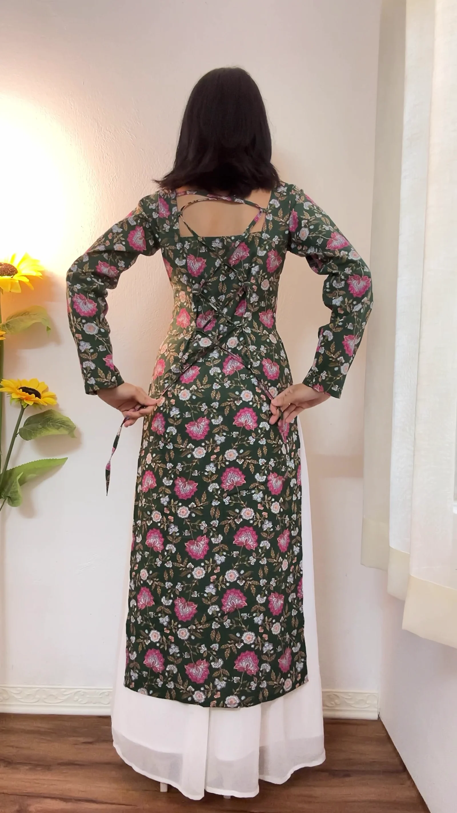 Pink Floral Square-Neck Long Kurti