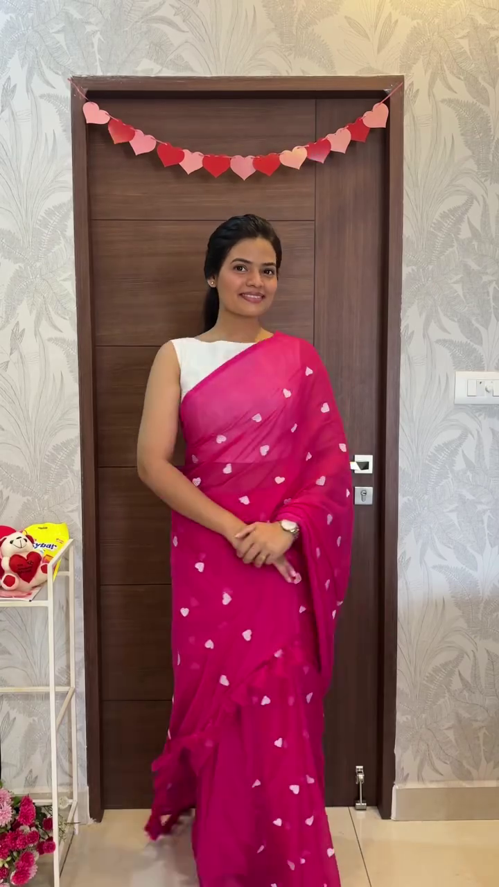 Romantic Heart Print Saree Style
