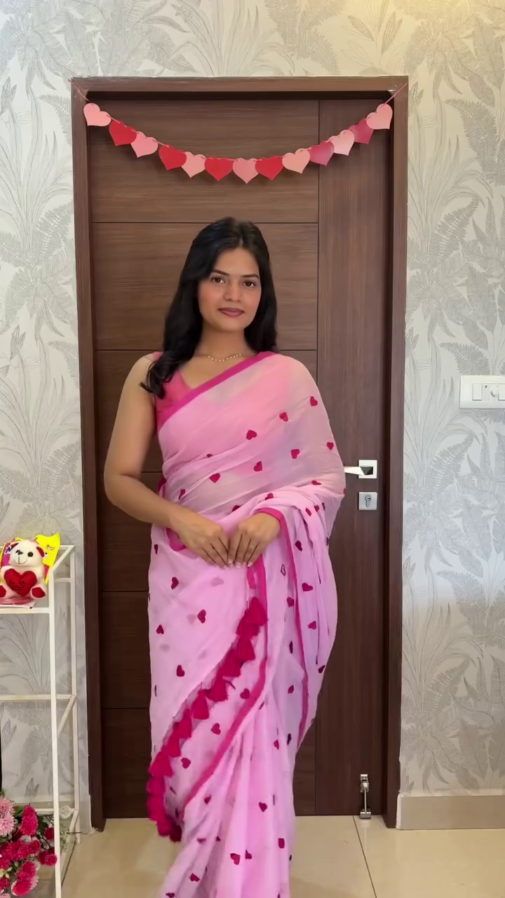 Romantic Heart Print Saree Style