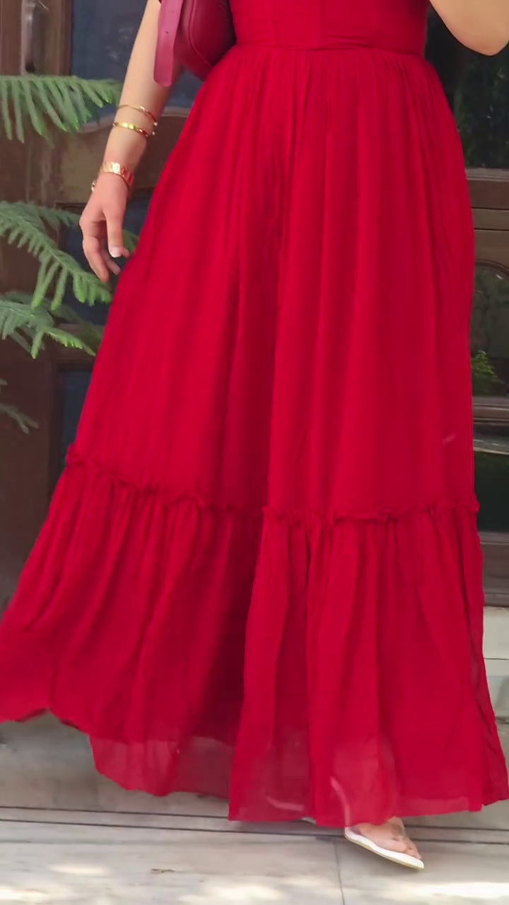 Bold Red Maxi Mirror Glam