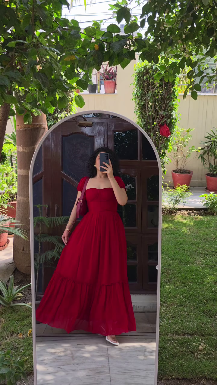 Bold Red Maxi Mirror Glam