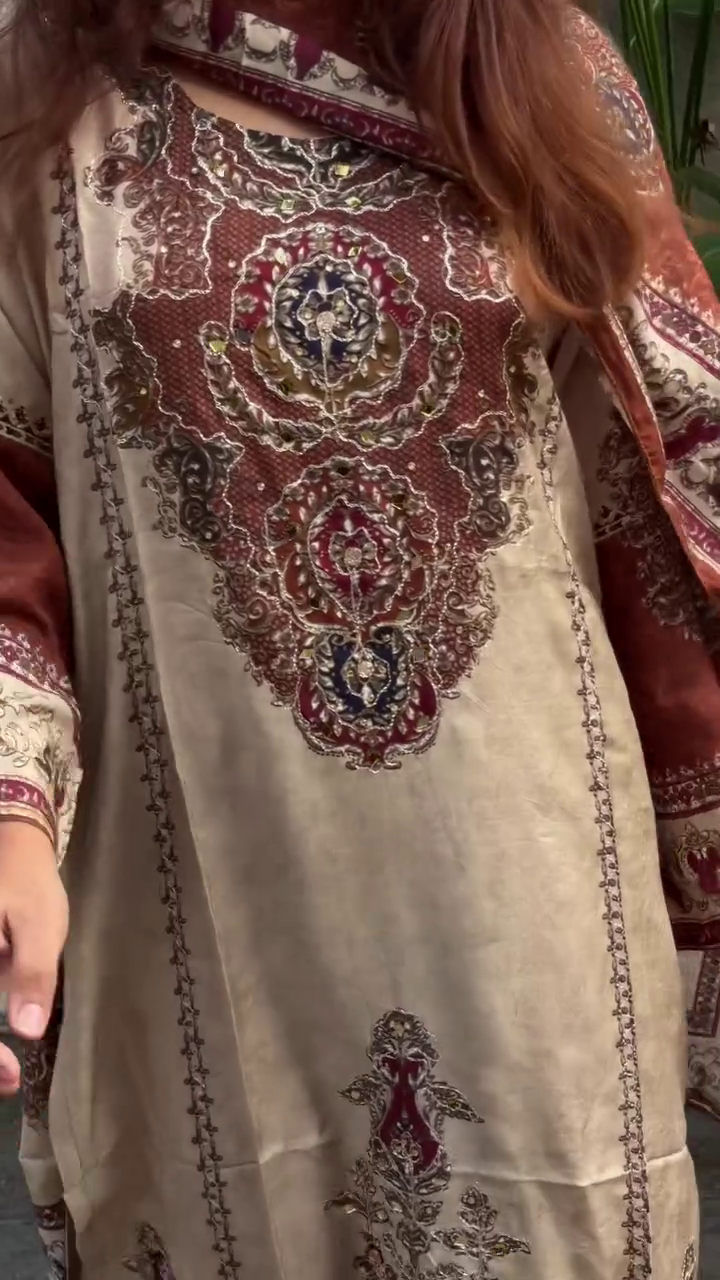 Vintage Beige Printed Suit Style