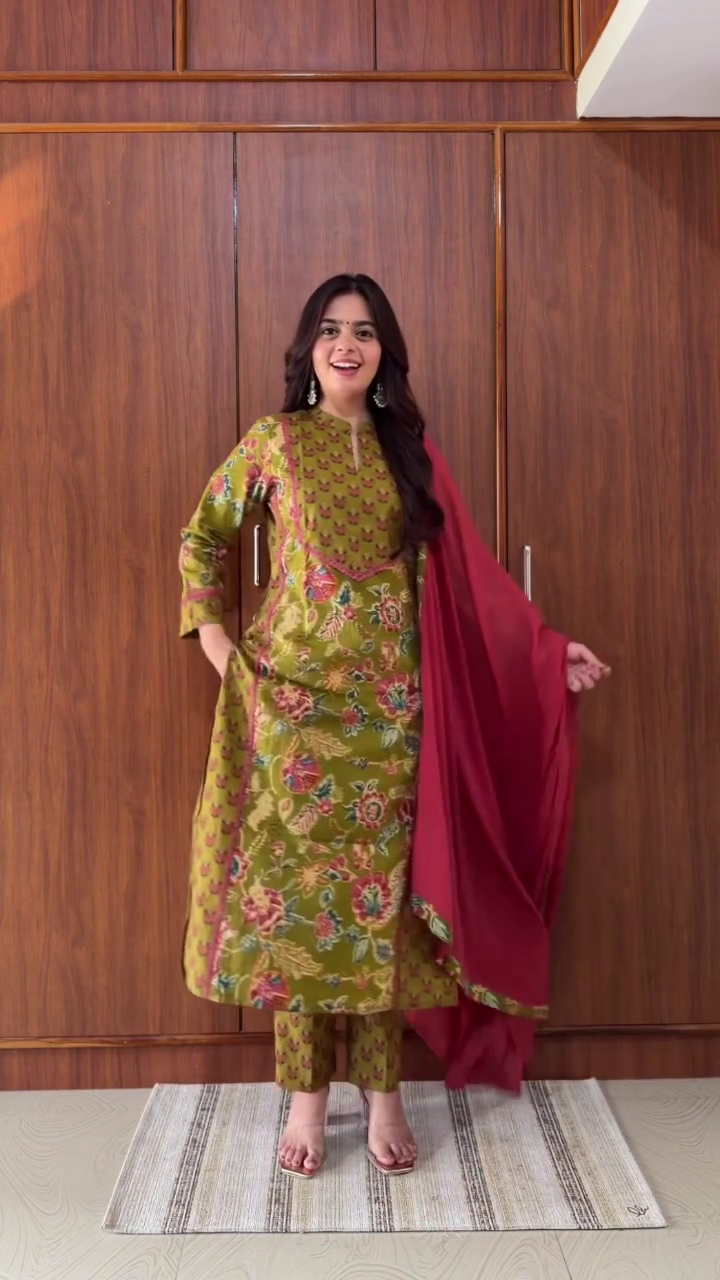 Pastel Floral Suit Soft Elegance