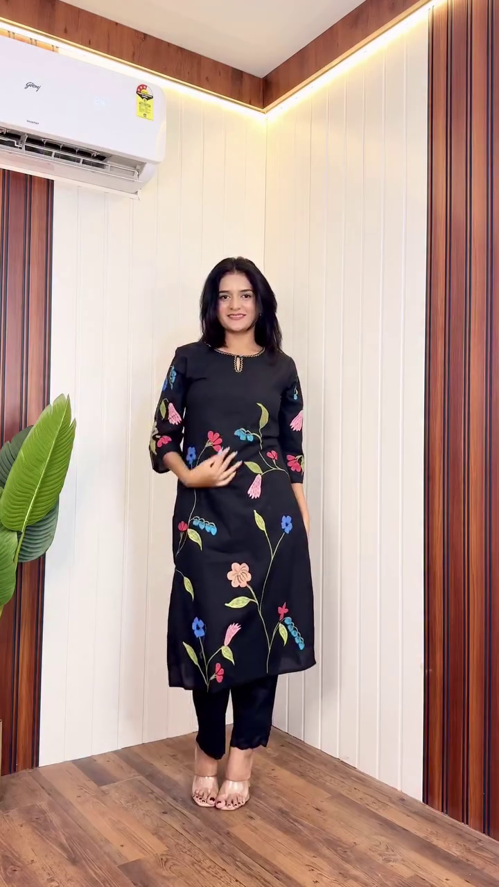 Magenta Printed Kurta Set