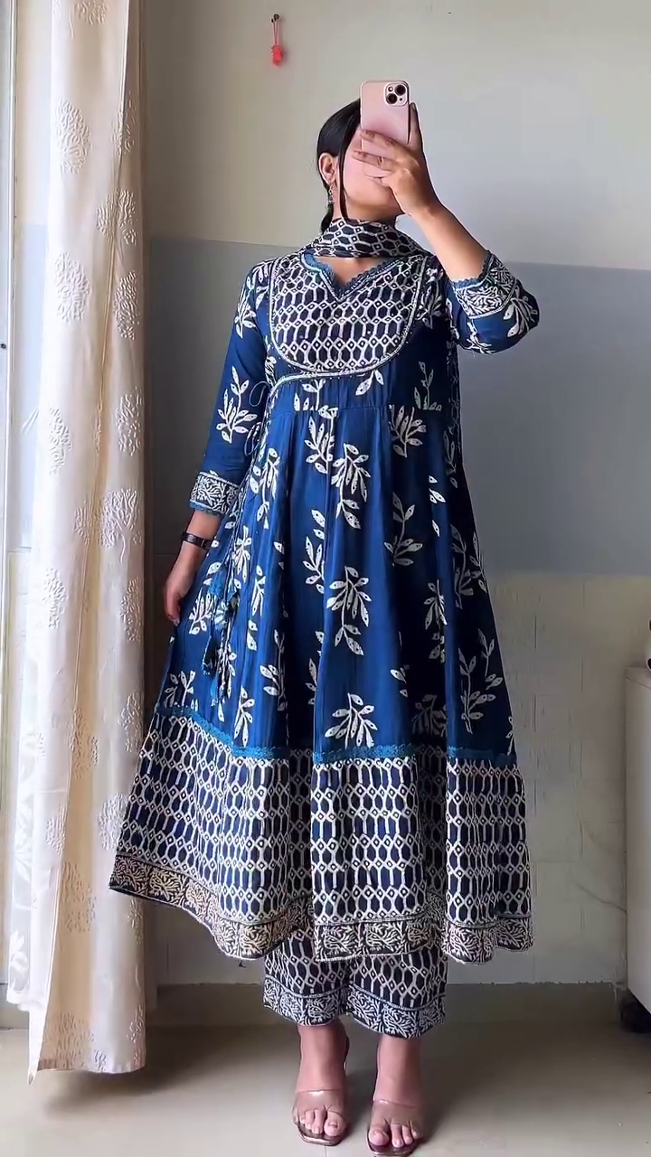 Crimson Heritage Suit Set