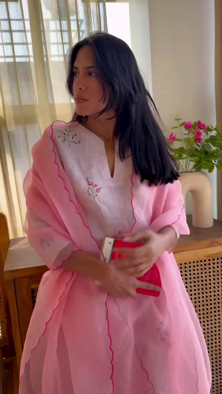 Women’s Summer Pink Outfit – Stylish Casual Wear with Blue Color Option for Everyday Fashion